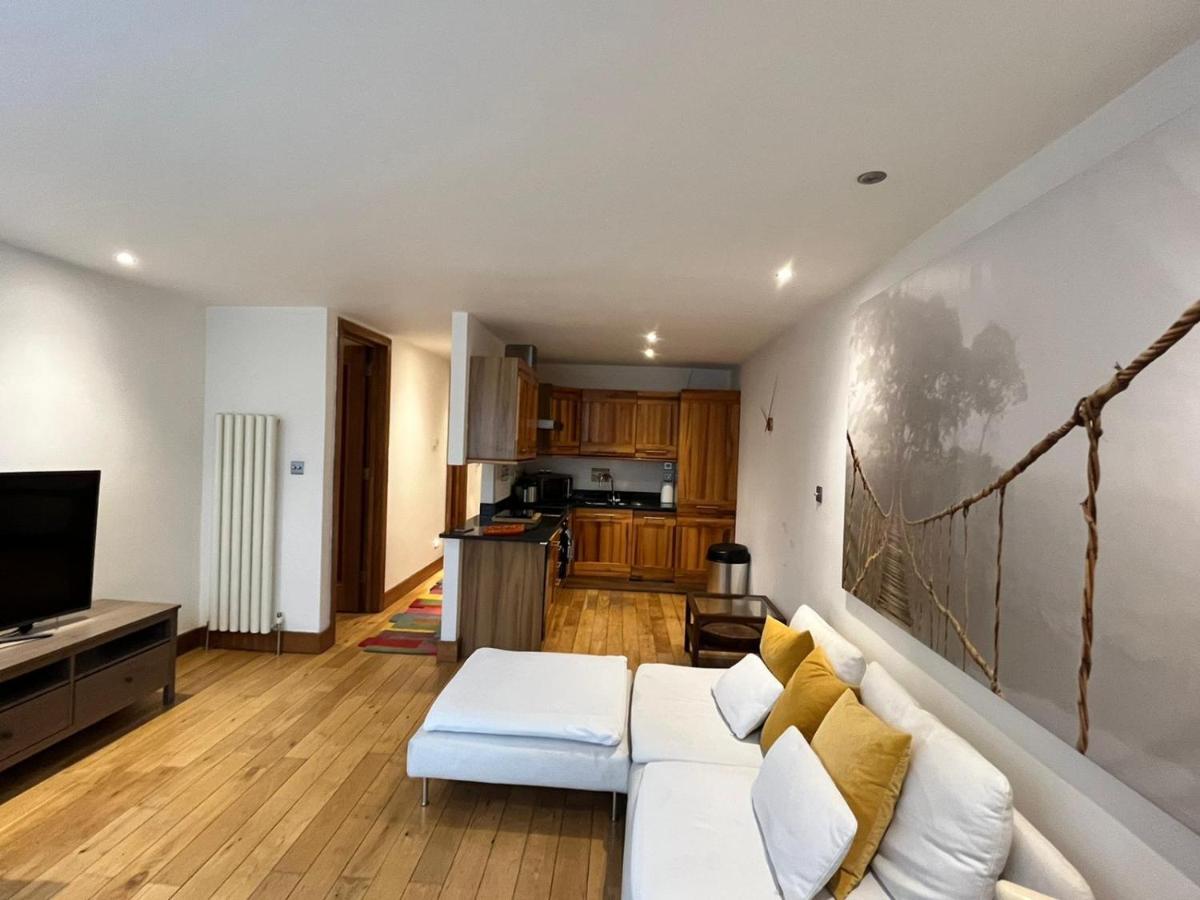 Luxury 2 Double Bedroom Flat - Kensington ロンドン エクステリア 写真