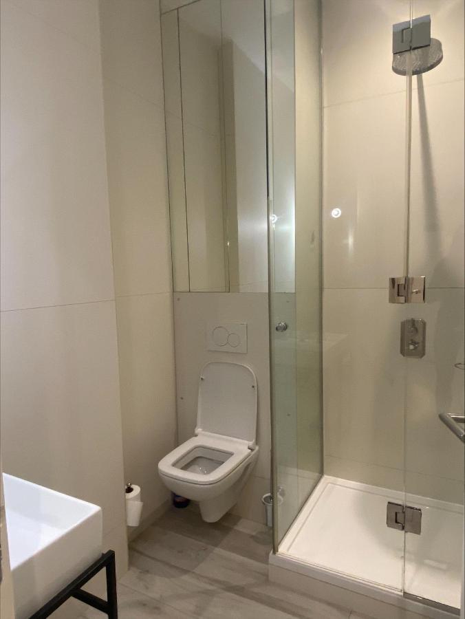 Luxury 2 Double Bedroom Flat - Kensington ロンドン エクステリア 写真
