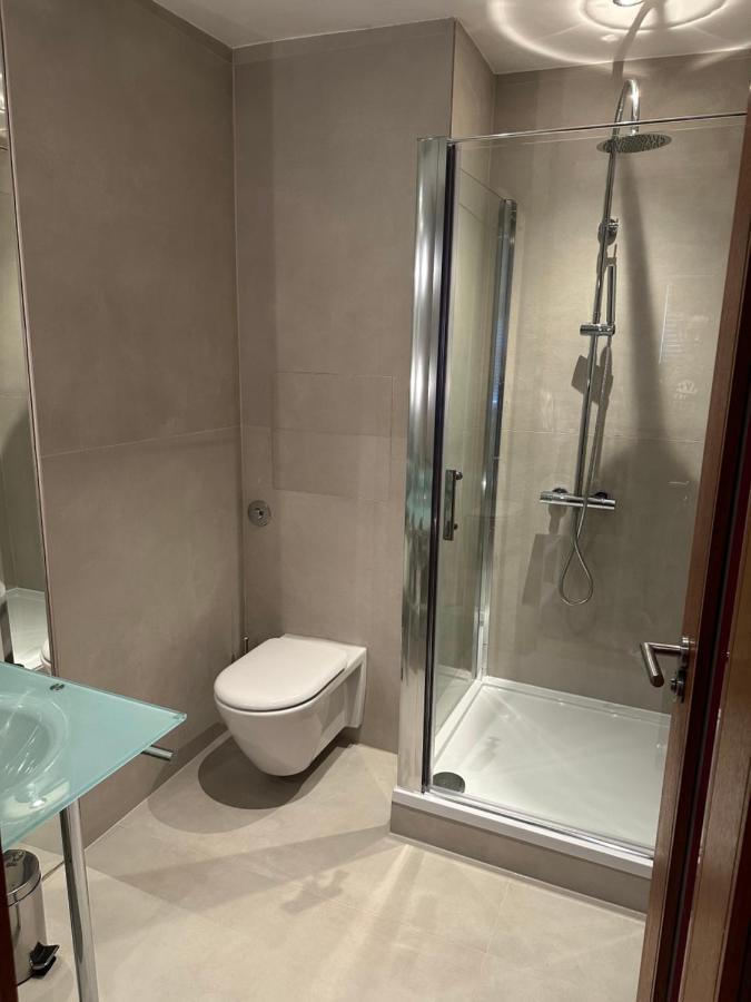 Luxury 2 Double Bedroom Flat - Kensington ロンドン エクステリア 写真
