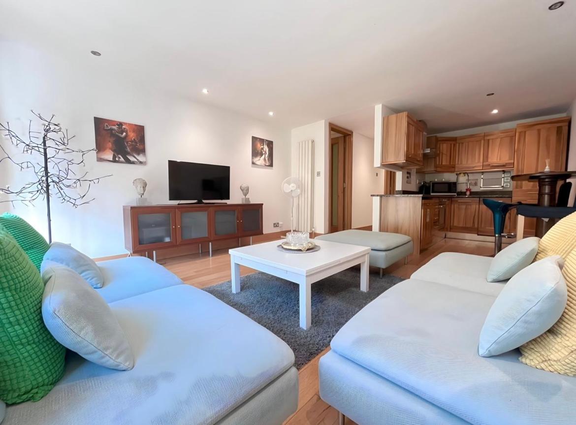 Luxury 2 Double Bedroom Flat - Kensington ロンドン エクステリア 写真