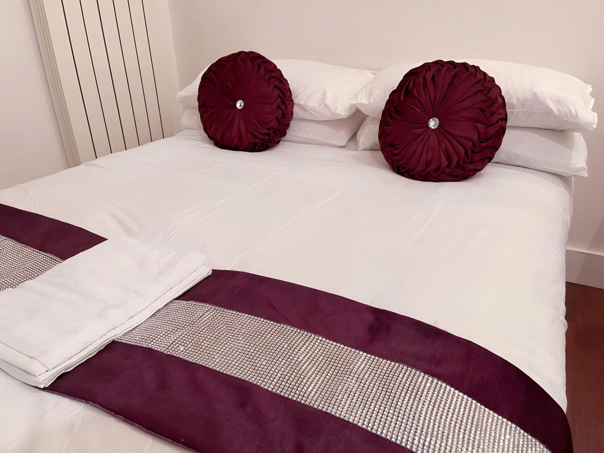 Luxury 2 Double Bedroom Flat - Kensington ロンドン エクステリア 写真